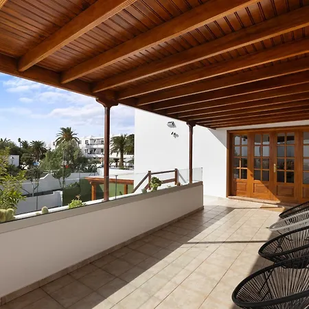 Careva 2 - Vipvipvillas Villa Costa Teguise
