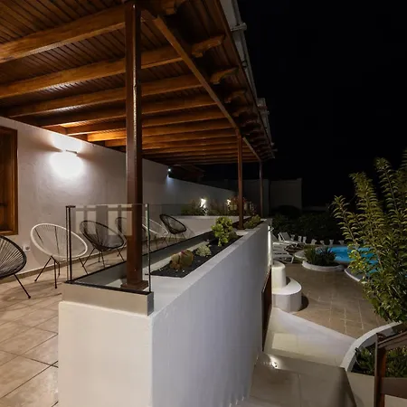 Careva 2 - Vipvipvillas Costa Teguise