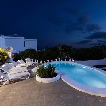 Careva 2 - Vipvipvillas Costa Teguise
